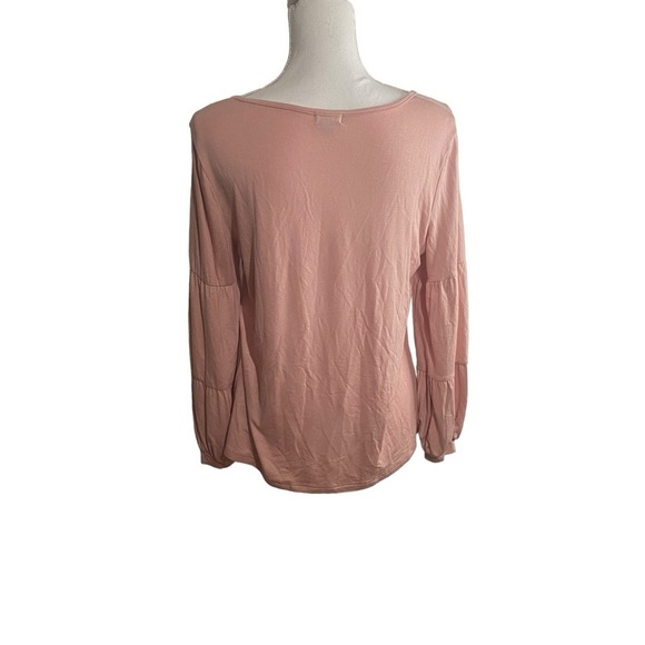 Coco and Carmen‎ Celina Tiered Long Sleeve Crew Neck Pink - Picture 4 of 8